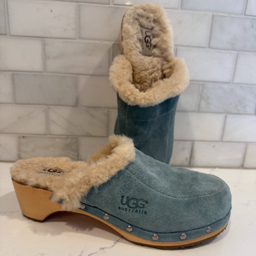 UGG Australia Kalie Suede Clogs size 7